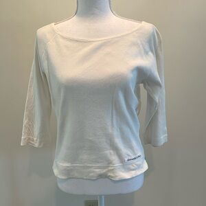 Abercrombie & Fitch White Top with Blue Trim. Large. Y2K
